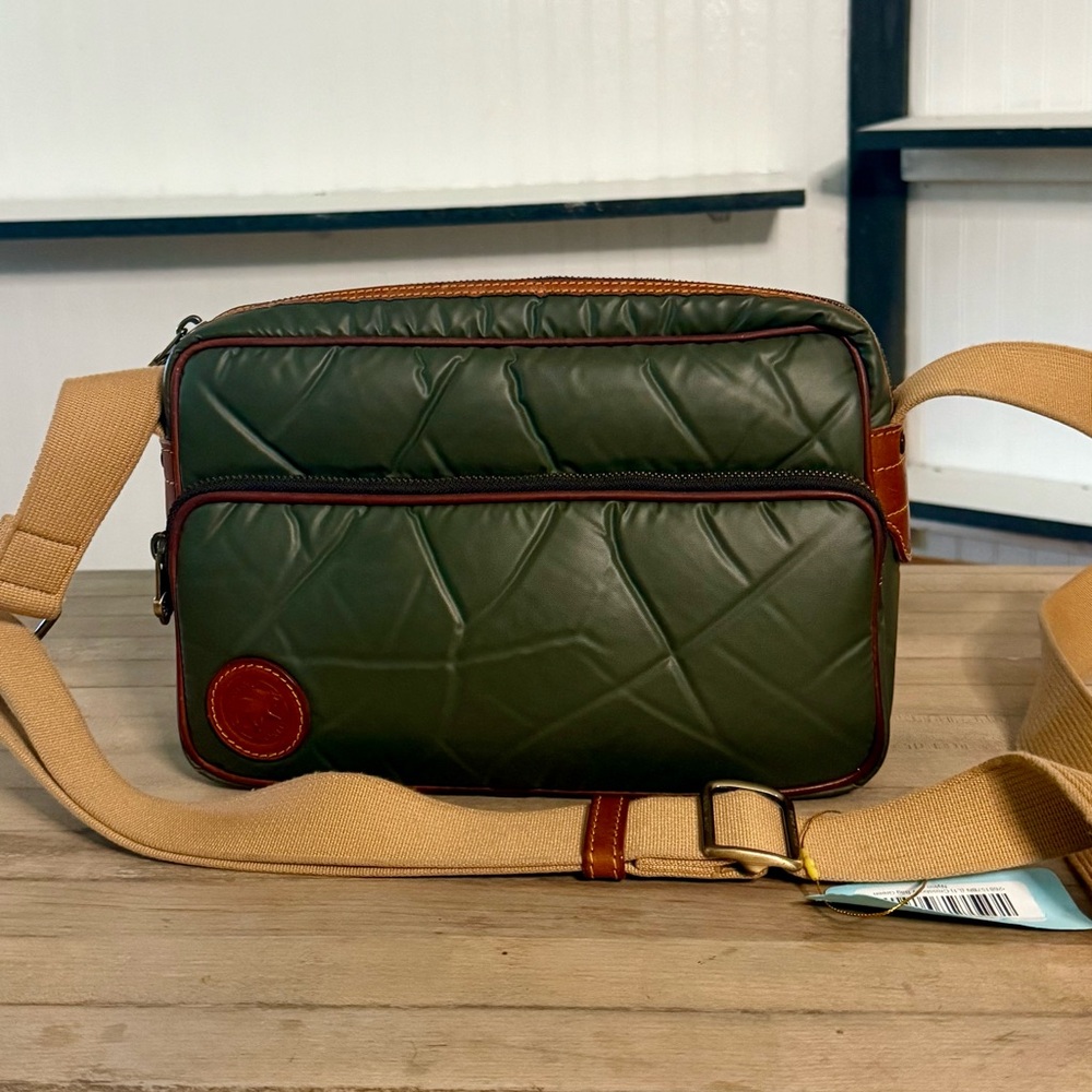 Hunting World Green Quilted Nylon Shoulder Bag